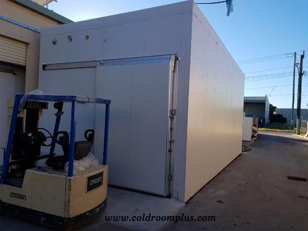 Cold Storage Room for fruits run in Mongolia