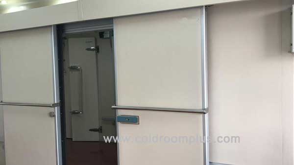 cold room systems sliding door
