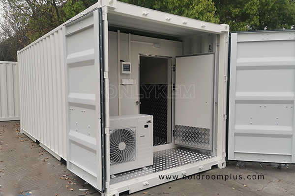 OnlyKem container cold rooms are low noise and the most energy efficient available to date (consumption savings of up to 30% compared to previous marine type unit). All units are to a food and pharmaceutical grade so are capable of storing a wide range of products. Our units as standard are delivered with a flat floor, hinged door, internal lights, man trap panic alarm and Smart Package Unit. We can on request also supply units fitted with a remote monitoring system which will alert you when the temperature out of your setting range. Container Cold Room in Australia